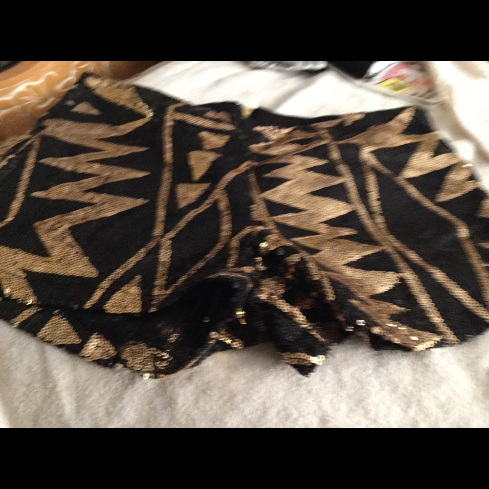 Shorts - Picture 5 of 5